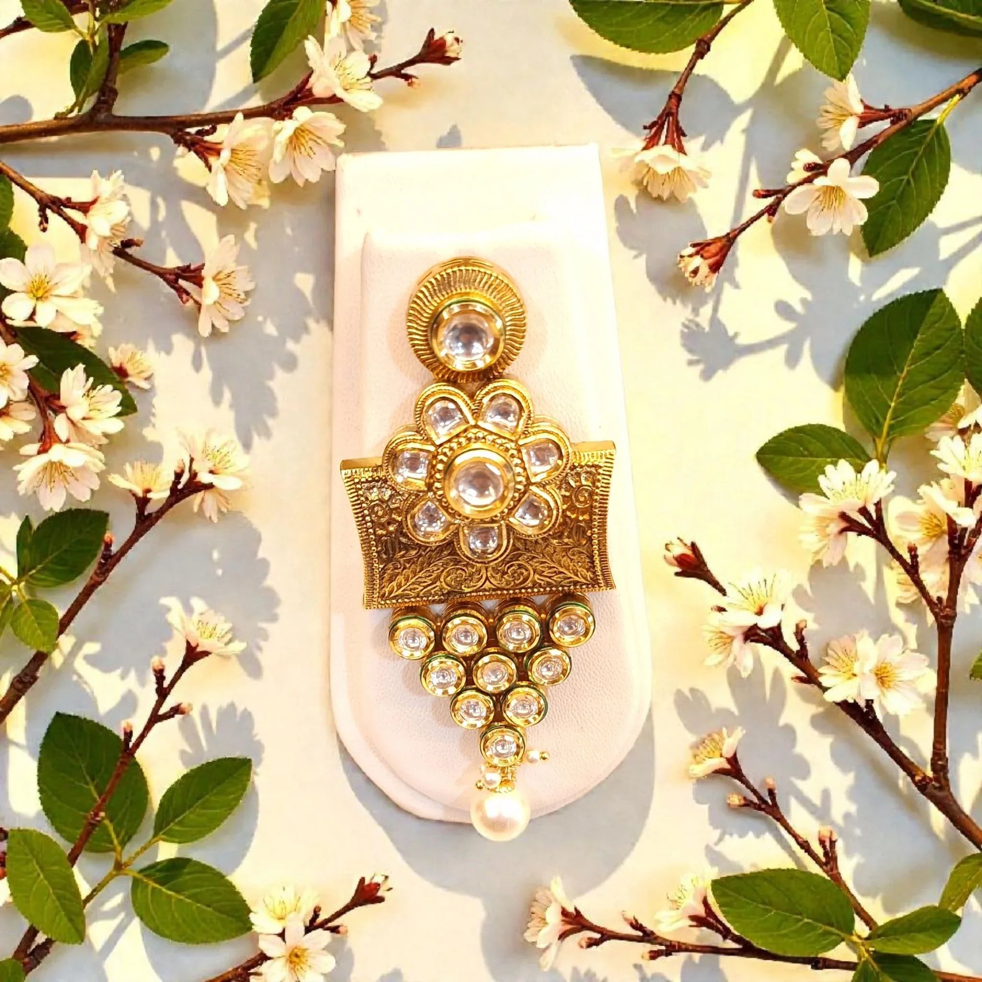 Antique Premium AC Kundan Hasli Designer Necklace Set with Earrings - Shangri 