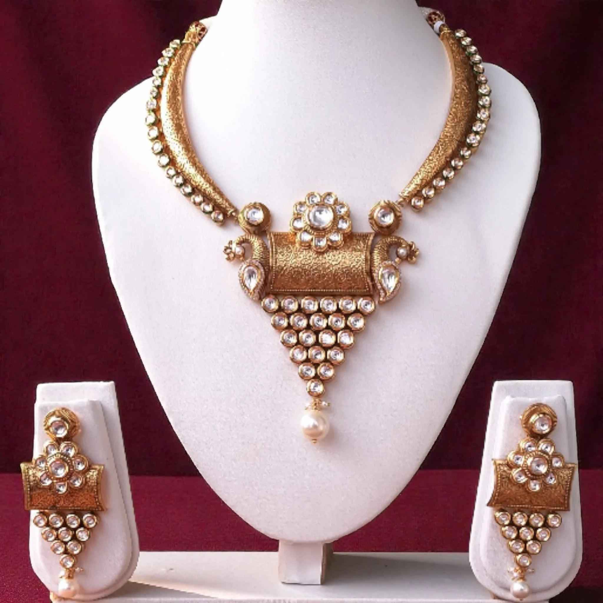 Antique Premium AC Kundan Hasli Designer Necklace Set with Earrings