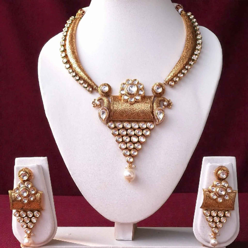 Antique Premium AC Kundan Hasli Designer Necklace Set with Earrings