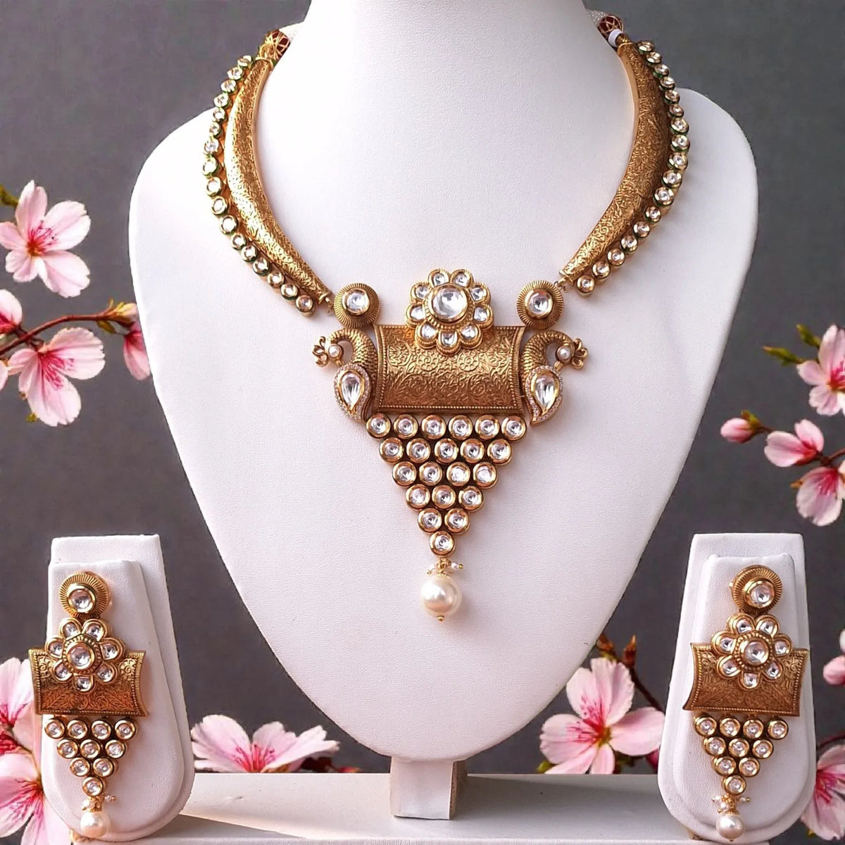 Antique Premium AC Kundan Hasli Designer Necklace Set with Earrings - Shangri 