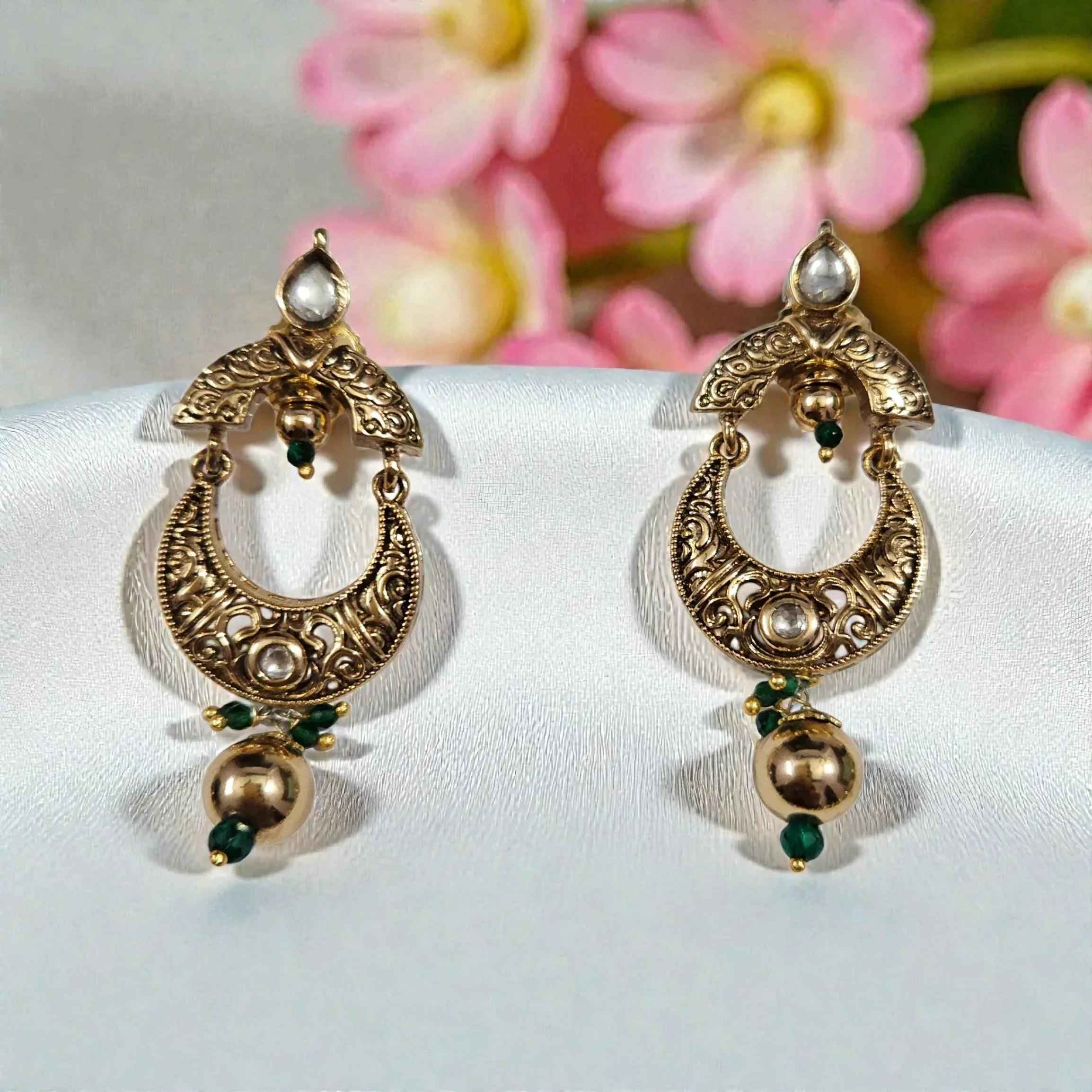 Antique Gold AC Kundan Necklace Set with Ruby, Crescent Motifs & Green Bead Drops