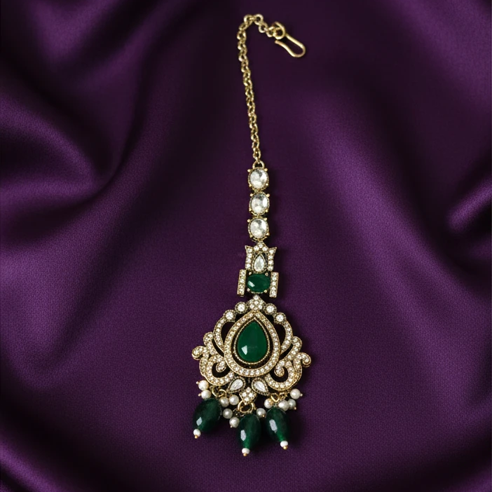 Shangri Green Kundan-Style Necklace Set with Earrings & Maang Tikka