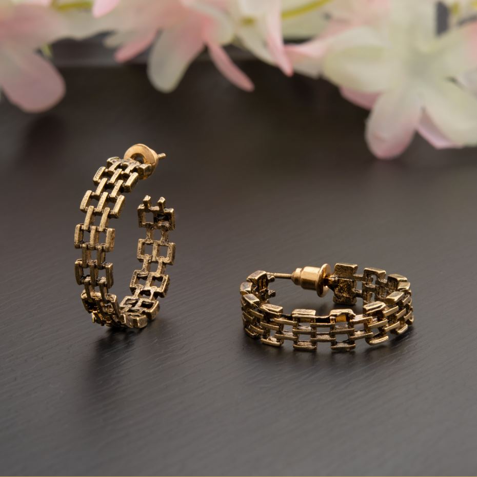 Silver / Gold / Antique Gold Plated Fashion Hoop Earrings – Lightweight Everyday Style