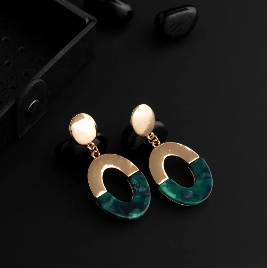 Gold Plated Oval Shaped Acrylic Indo-Western Earrings