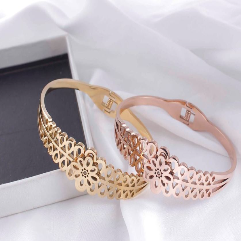 Stainless Steel Gold/Rosegold Plated Floral Design Kada