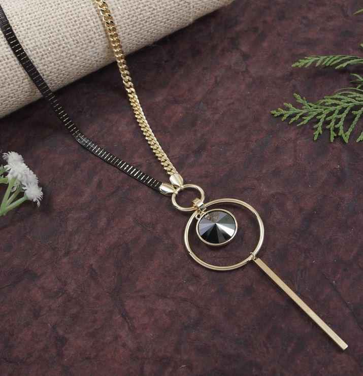 Geometric Pendant Long Chain Necklace – Contemporary Western Style