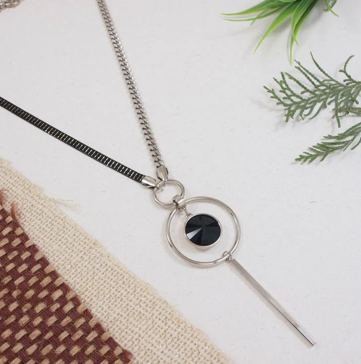 Geometric Pendant Long Chain Necklace – Contemporary Western Style