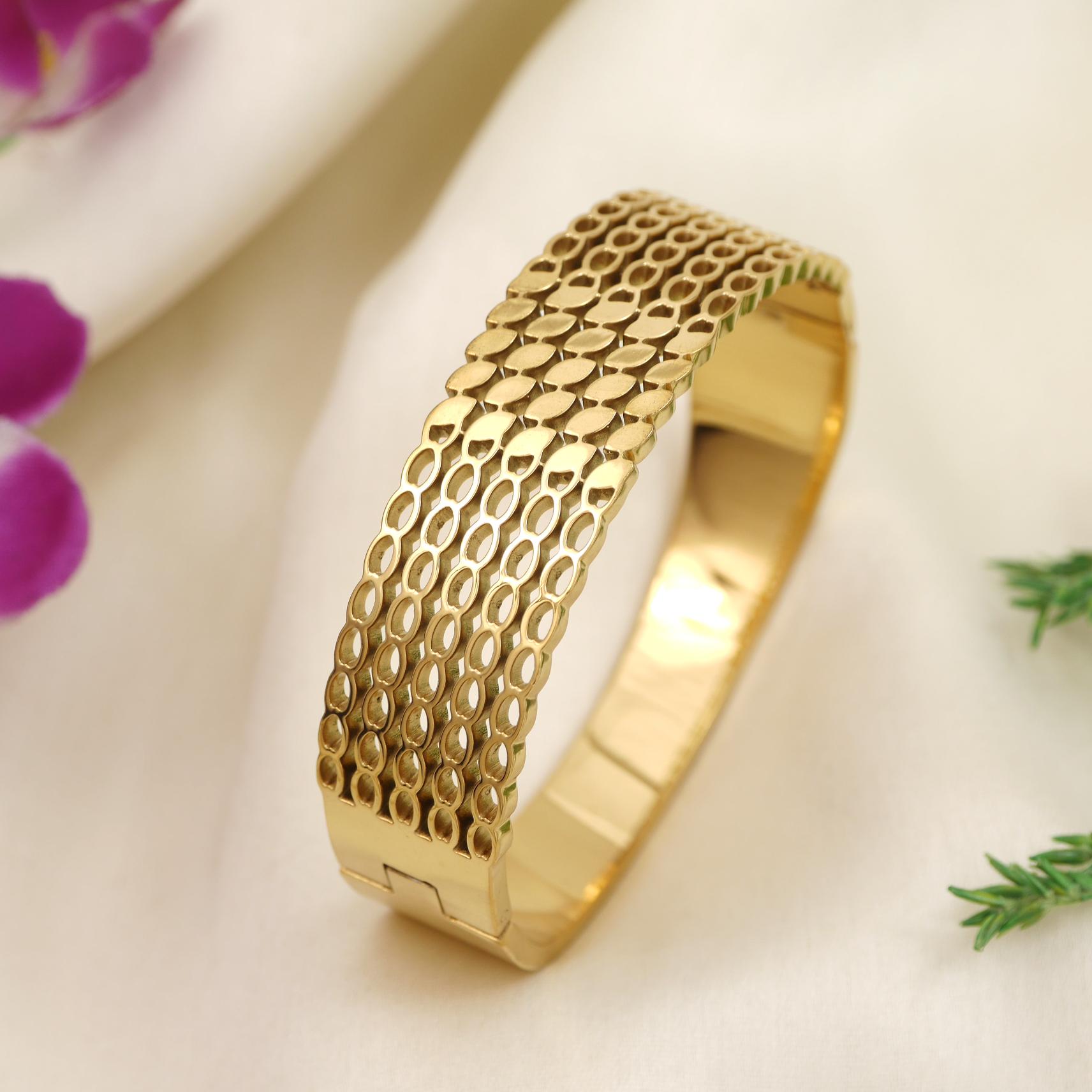 Stainless Steel Gold Plated Textured Kada