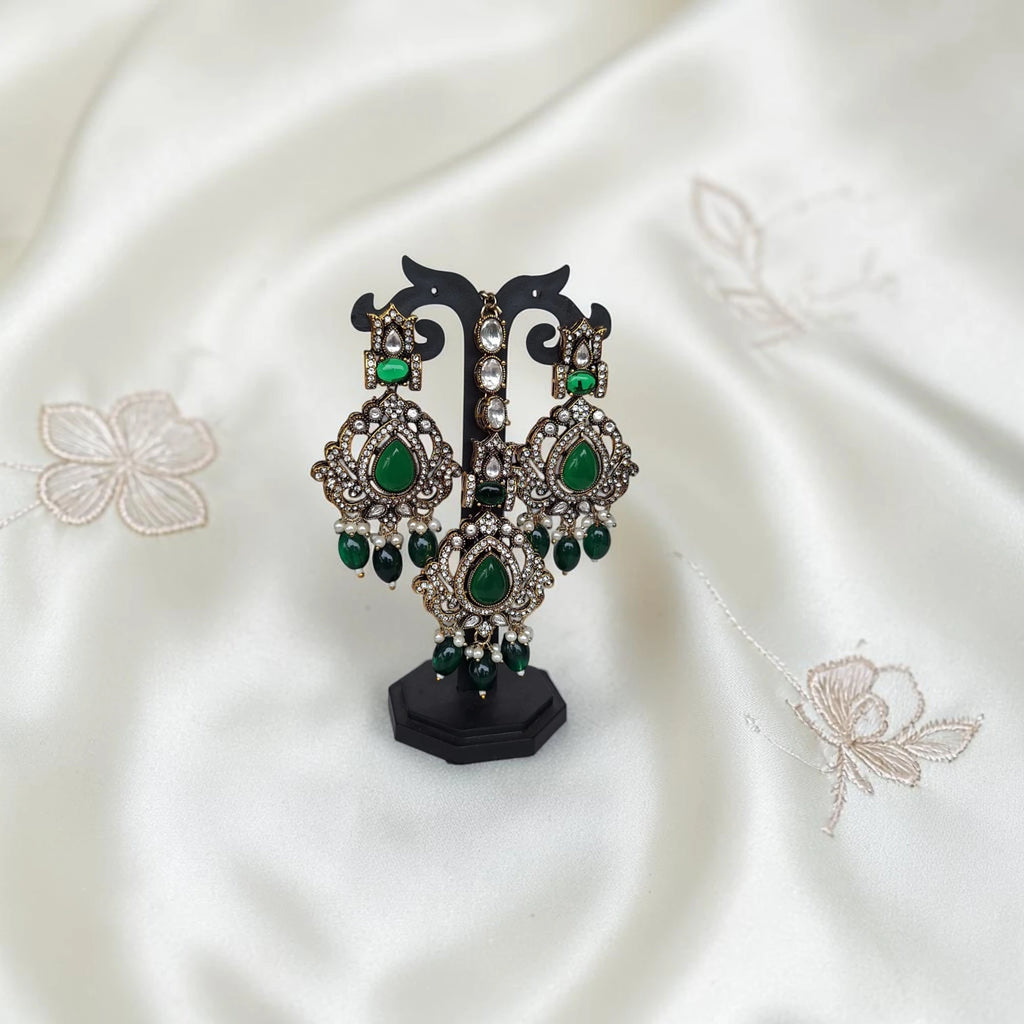 Shangri Green Kundan-Style Necklace Set with Earrings & Maang Tikka