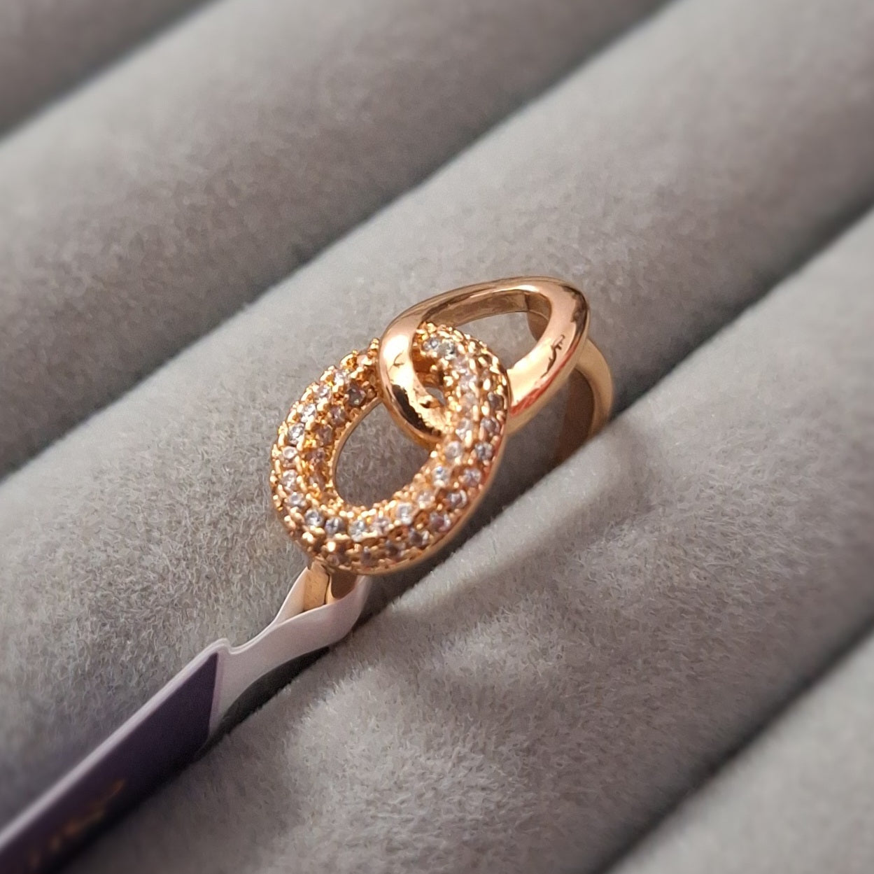 Rose Gold Plated Interlinked Austrian Stone Designer Ring for Women
